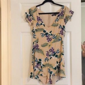 For love and lemons floral romper